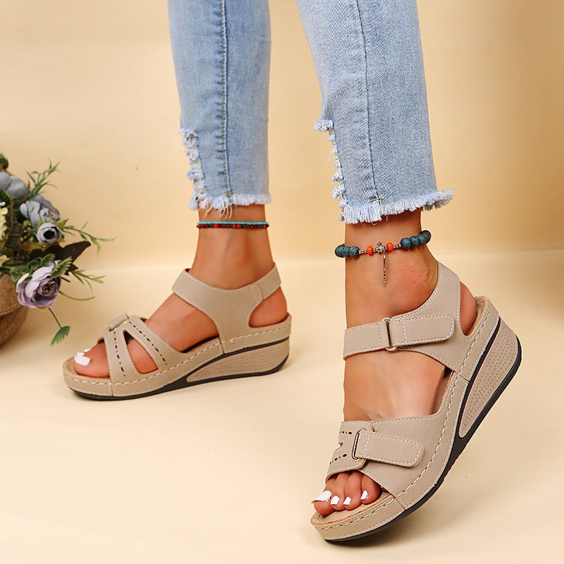 【⏰Ultimo giorno, 70% di sconto! Non perdete l'occasione!】Sandali ortopedici dal design ergonomico con assorbimento degli urti, ✅️scarpe ortopediche salutari progettate specificamente per le donne europee.