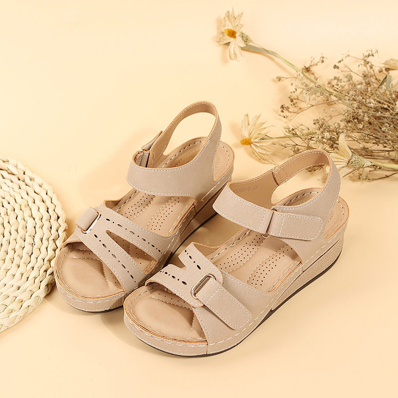 【⏰Ultimo giorno, 70% di sconto! Non perdete l'occasione!】Sandali ortopedici dal design ergonomico con assorbimento degli urti, ✅️scarpe ortopediche salutari progettate specificamente per le donne europee.